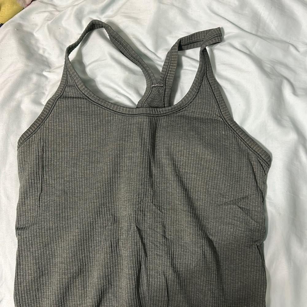 EUC army green ebb to street tank